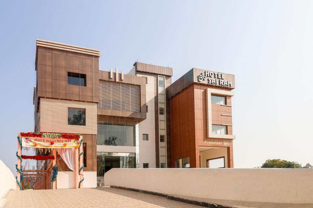 Capital O 63158 Hotel Om Sai Ram Chhatarpur Exterior photo